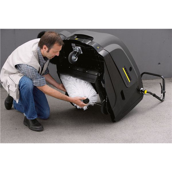 Подметально-всасывающая машина Karcher KM 75/40 W G Подметально-всасывающая машина Karcher KM 75/40 W G